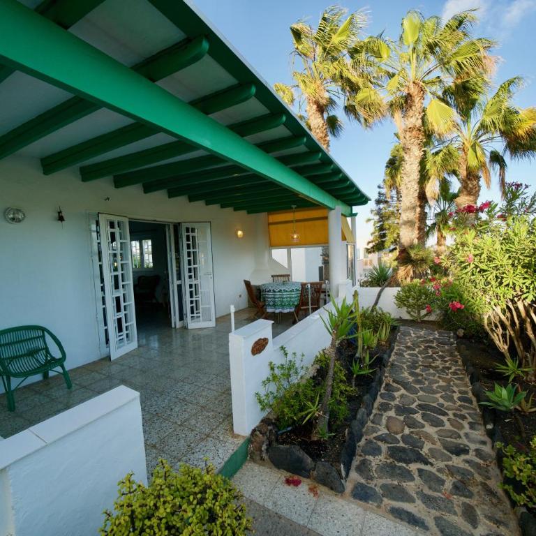 Monte Rojo - Casa de 2 dormitorios - 2