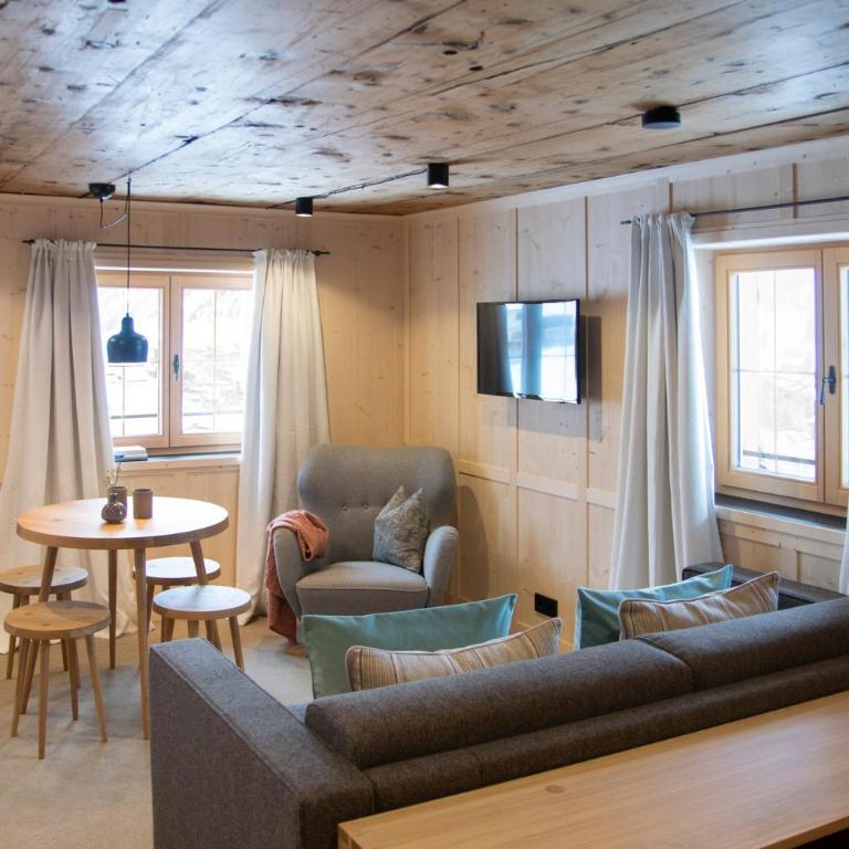 Pension Alpenfluh - Standard Doppelzimmer - 2