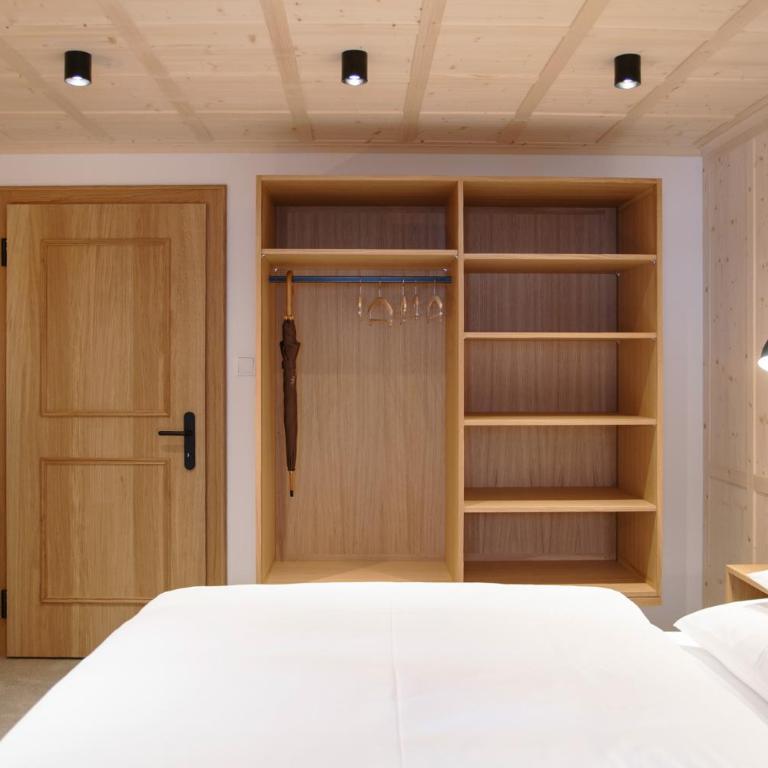 Pension Alpenfluh - Standard Doppelzimmer - 11