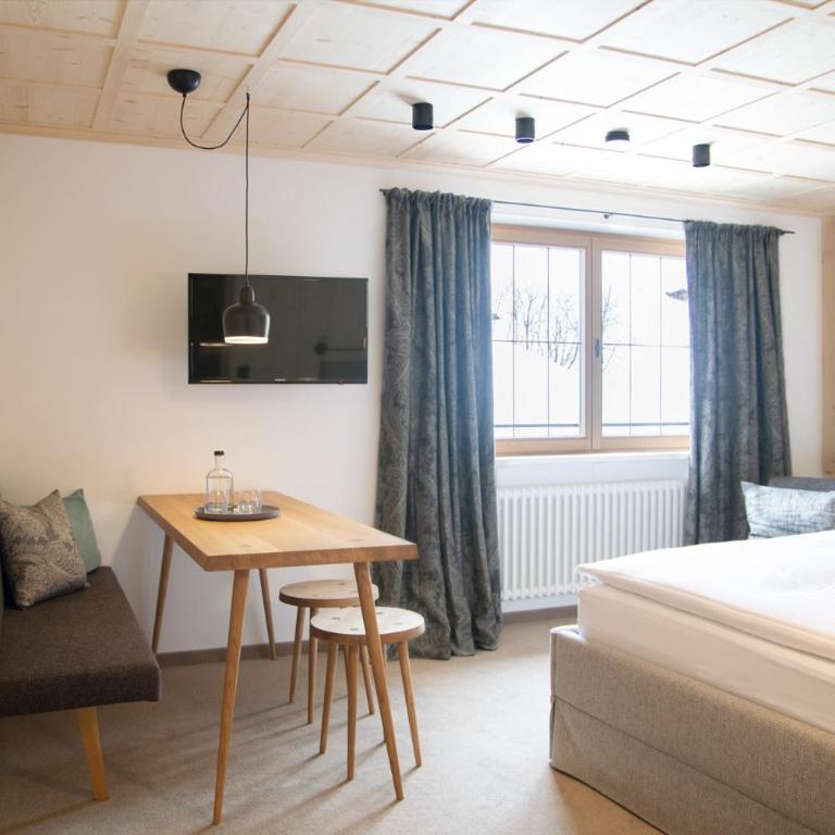 Pension Alpenfluh - Standard Doppelzimmer - 8