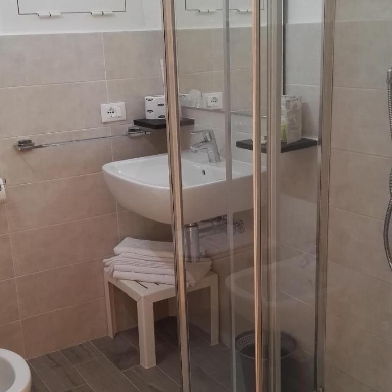 Residence La Carruba - Appartamento con 2 Camere da Letto, Balcone e Vista mare - 9