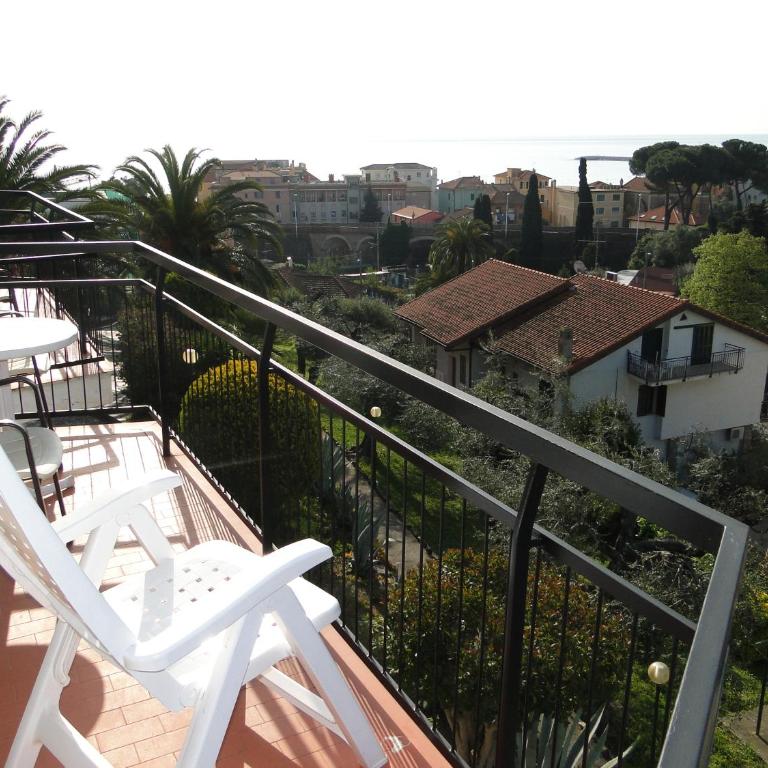Residence La Carruba - Appartamento con 1 Camera da Letto, Balcone e Vista Mare - 1