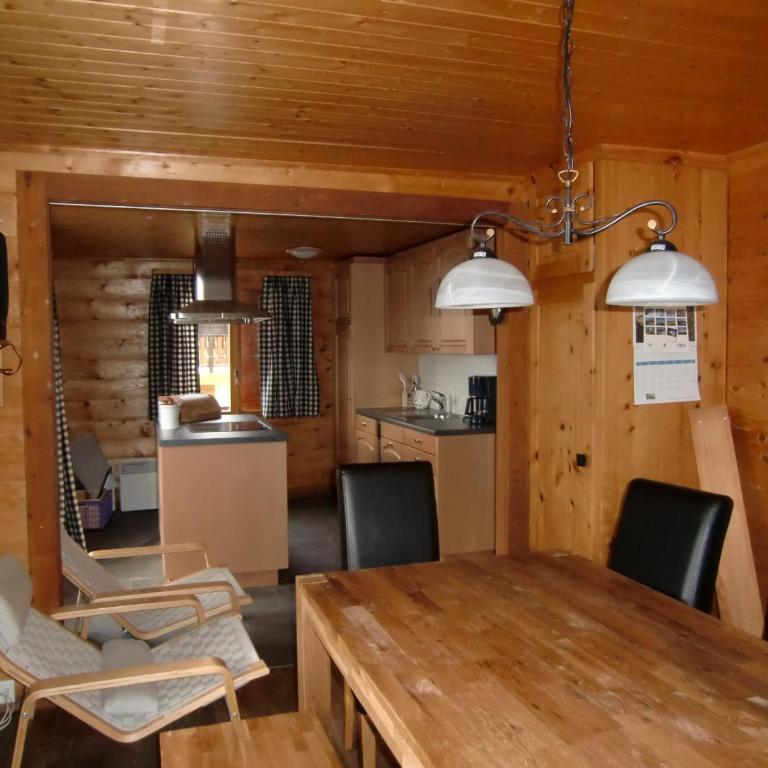 Chalet Valaisia - Maisonette-Apartment mit 3 Schlafzimmern - 13
