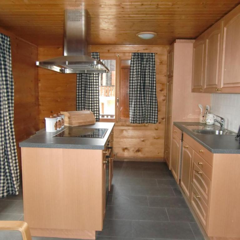 Chalet Valaisia - Maisonette-Apartment mit 3 Schlafzimmern - 20