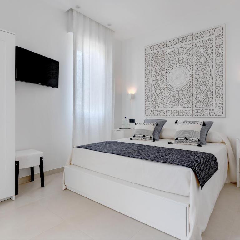 B&B Rocamatura - Adults only - Camera Matrimoniale con Balcone - 1