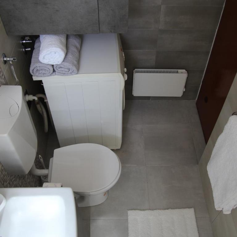 Sunny apartment with a view - Apartman sa Terasom - 11