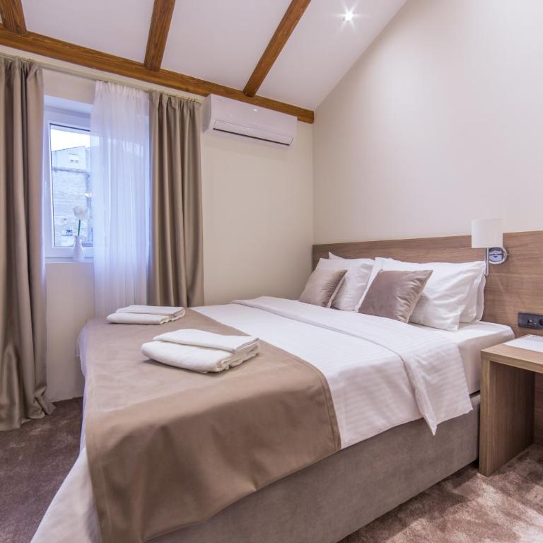 M House Belgrade Residences B&B - Economy Dvokrevetna Soba sa Bračnim Krevetom - 3