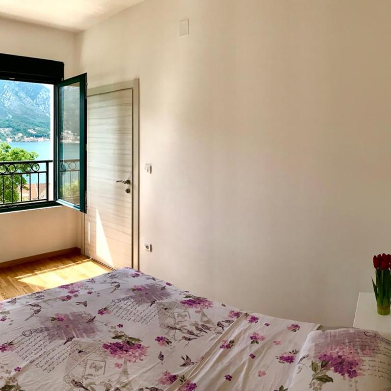 Absolute Apartman - Two-Bedroom Apartment - 29