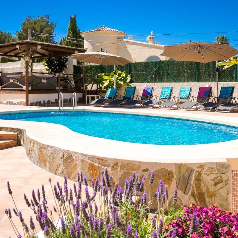 Casa Los Pinos - Villa con piscina privada - 1