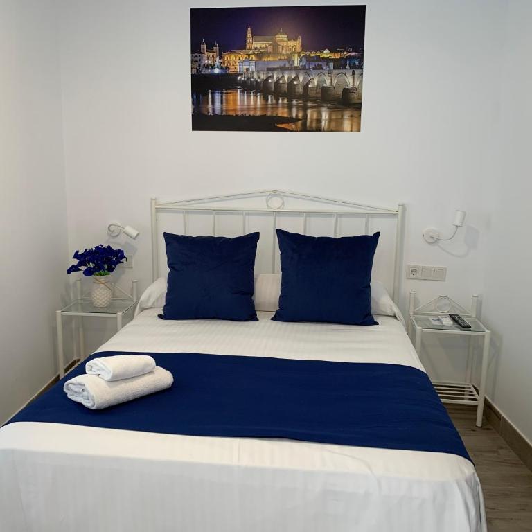 Belmonte Rooms - Habitación Familiar con baño privado - 12