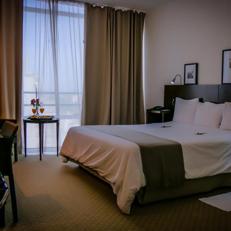 Elegance Hotel - Habitación Doble con cama supletoria (2 adultos + 2 niños) - 4