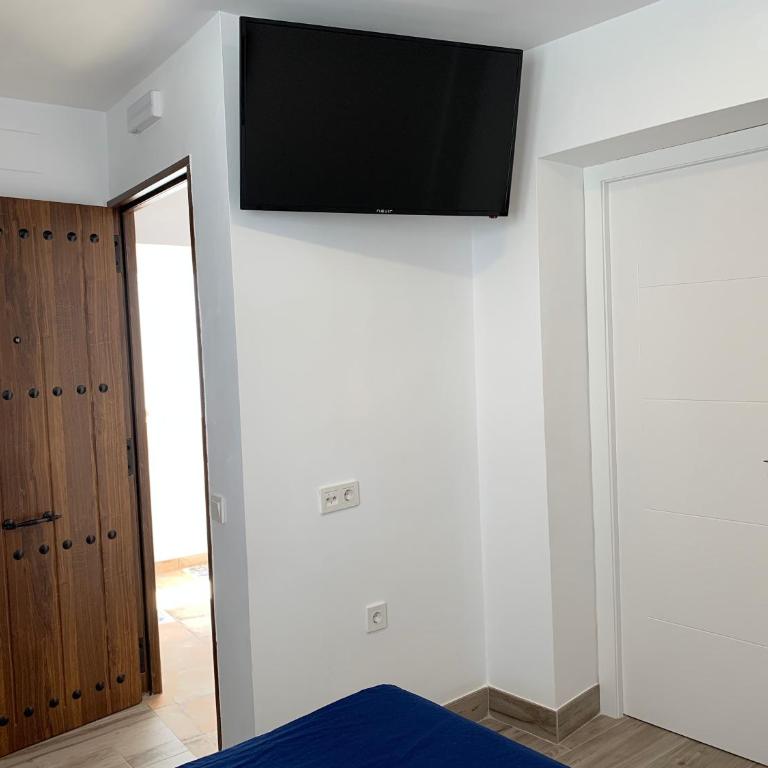 Belmonte Rooms - Habitación Familiar con baño privado - 15