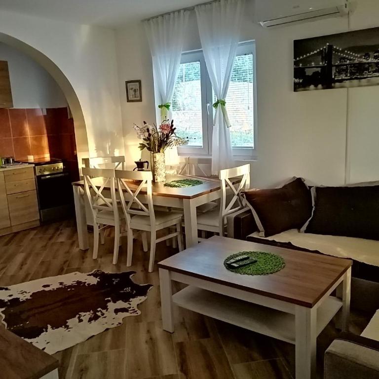 Apartman Nikocevic - Kuća sa 1 Spavaćom Sobom - 9