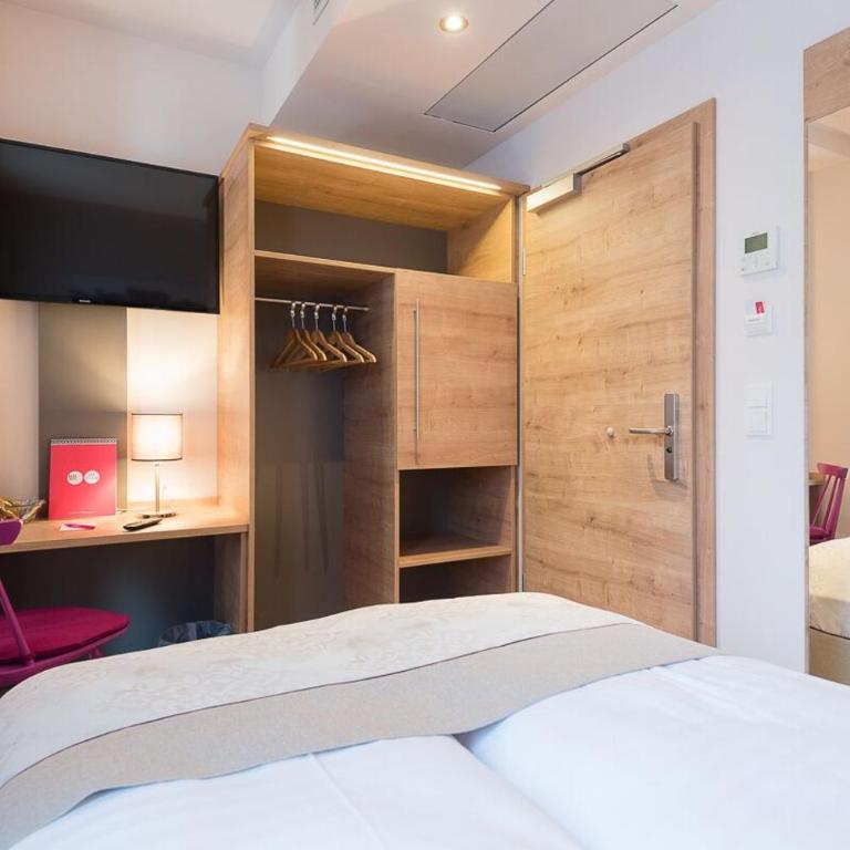 HOTEL junior by MAX 70 - Basic Doppelzimmer - 2