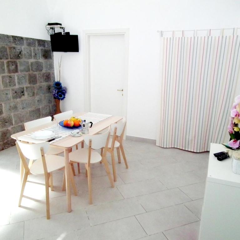 Casa Ghigò - Appartamento con 1 Camera da Letto - 5