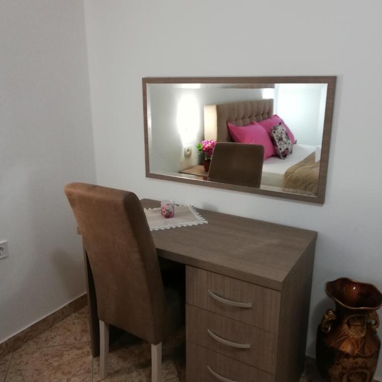 Apartments Familia - Studio - 7