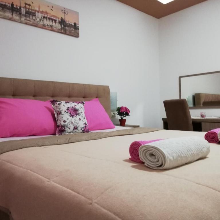 Apartments Familia - Studio - 13