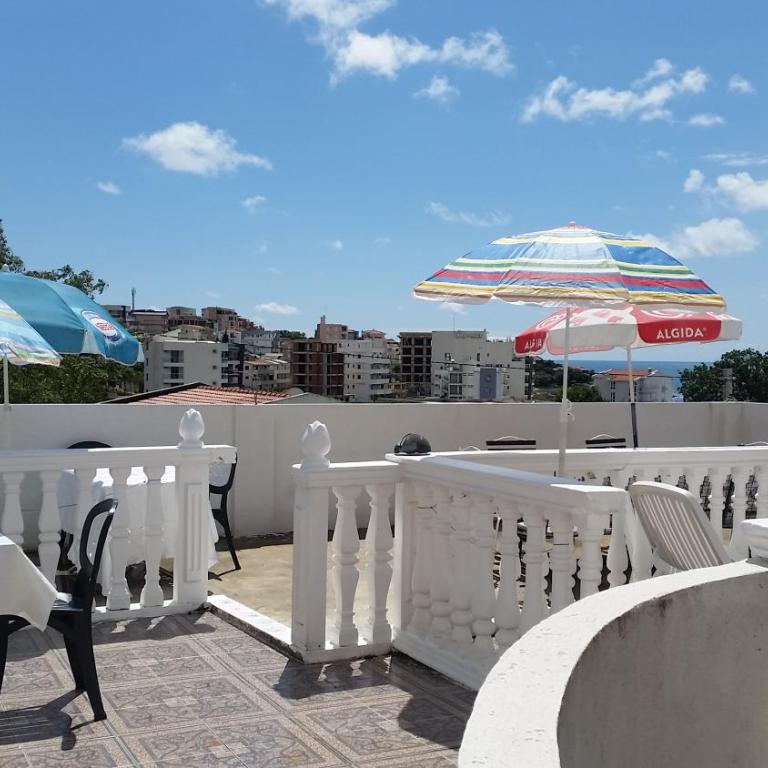 Guesthouse Ada - Triple Room with Sea View - 3