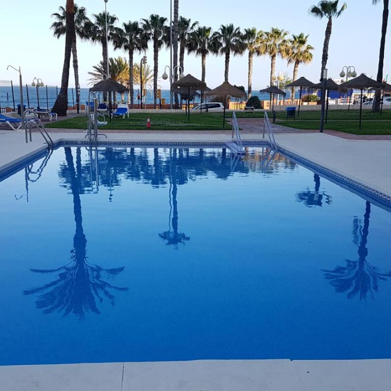 Apartamento recién renovado 1ª línea en Benalmádena - Apartamento de 1 dormitorio - 36