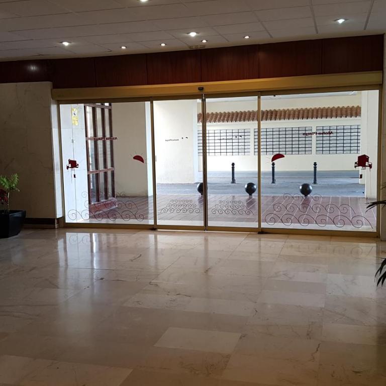 Apartamento recién renovado 1ª línea en Benalmádena - Apartamento de 1 dormitorio - 39