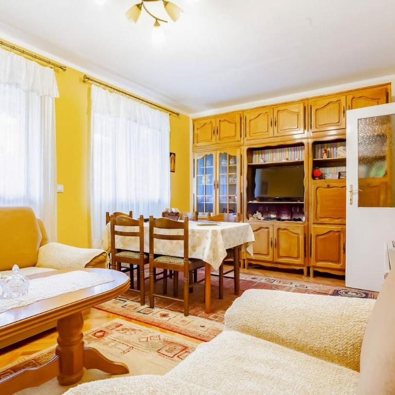Apartment Adriatic - Budva - Apartman sa 2 Spavaće Sobe - 11