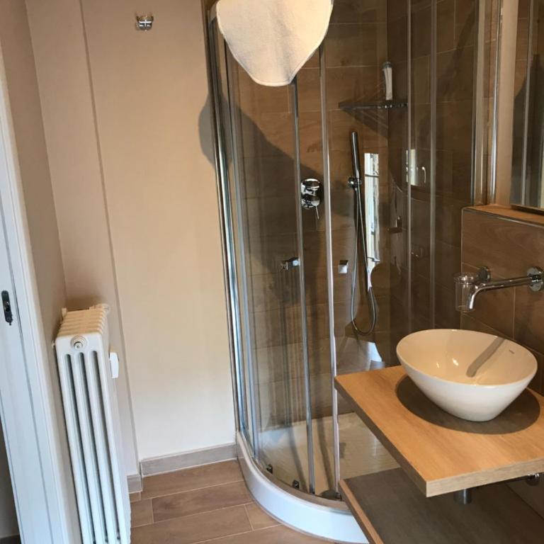 Riva Reno 4 Rooms - Camera Tripla - 3