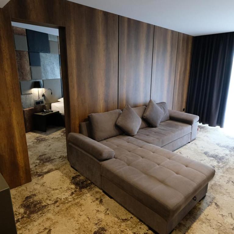 Hollywood Hotel - Junior Suite - 4