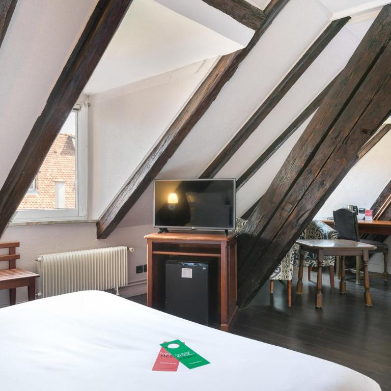 Hôtel de l'Europe by HappyCulture - Chambre Deluxe - 8