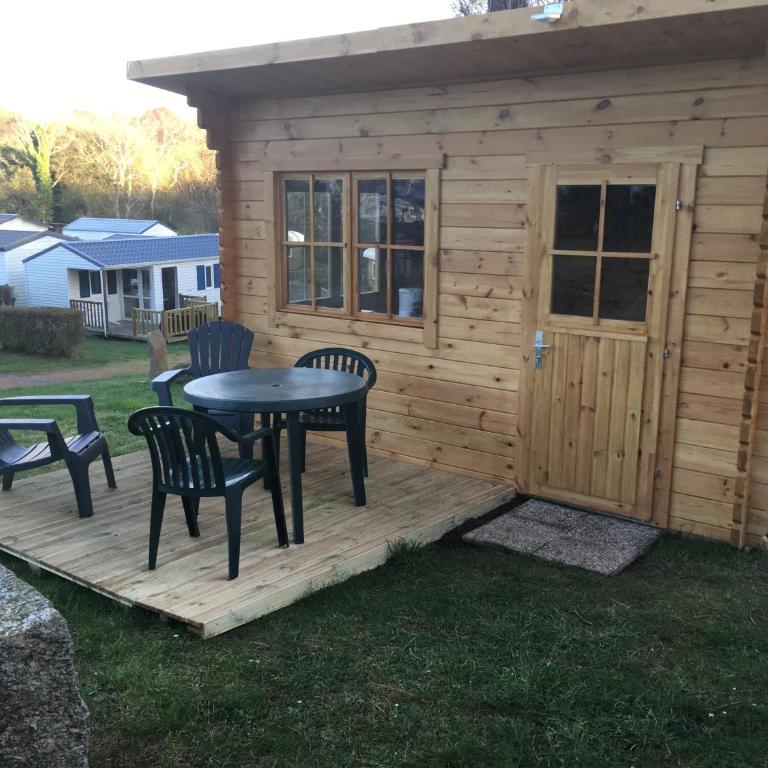 West Camping - Wooden Bungalow with Patio (2 Adults) - No Bathroom No Toilet - 8