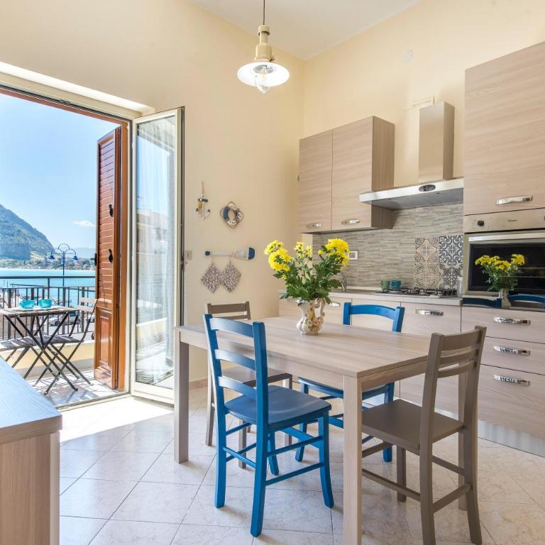 Casetta Vista Mare in Piazza a Mondello by Wonderful Italy - Appartamento con Vista Mare - 4