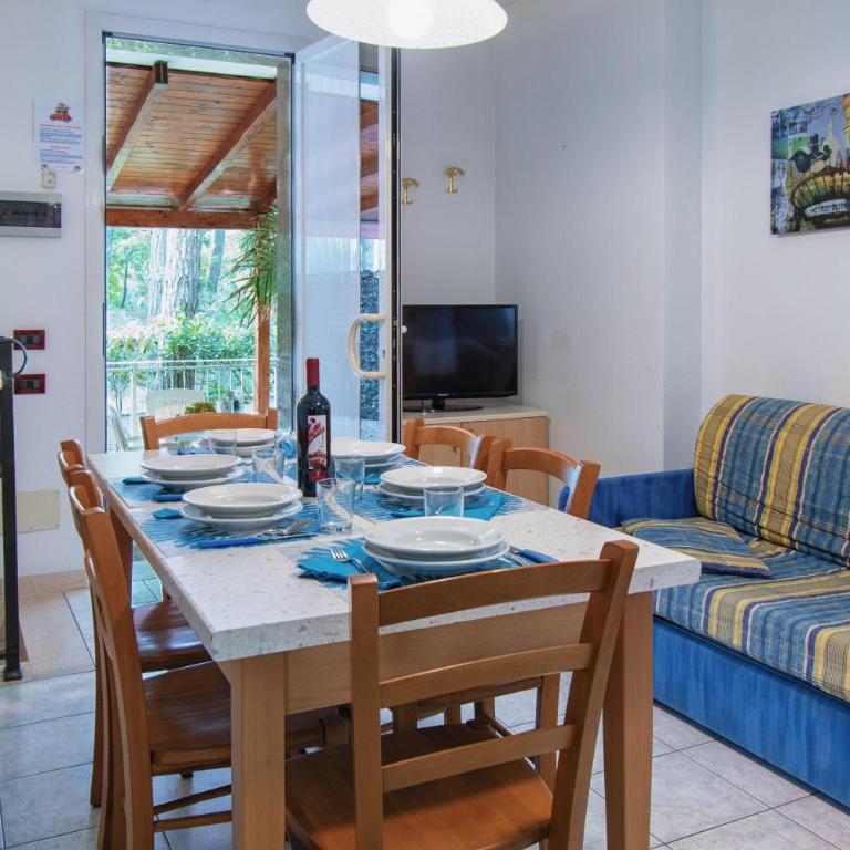 Villa Sofia - Three-Bedroom Apartment - 9