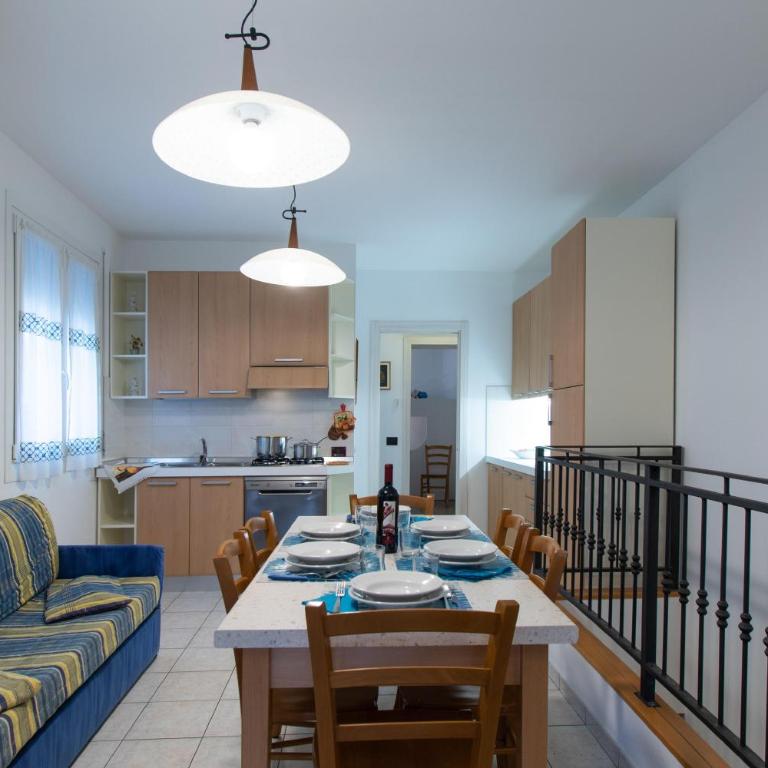 Villa Sofia - Three-Bedroom Apartment - 10