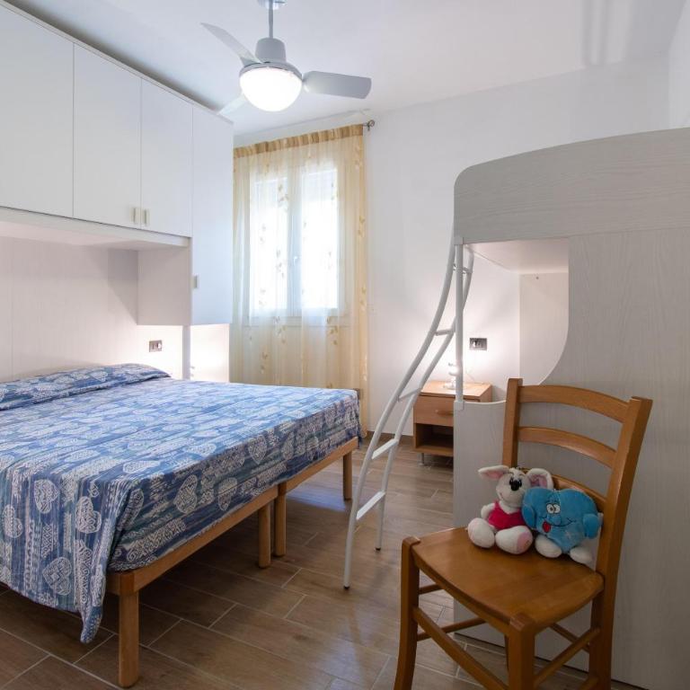 Villa Sofia - Three-Bedroom Apartment - 11