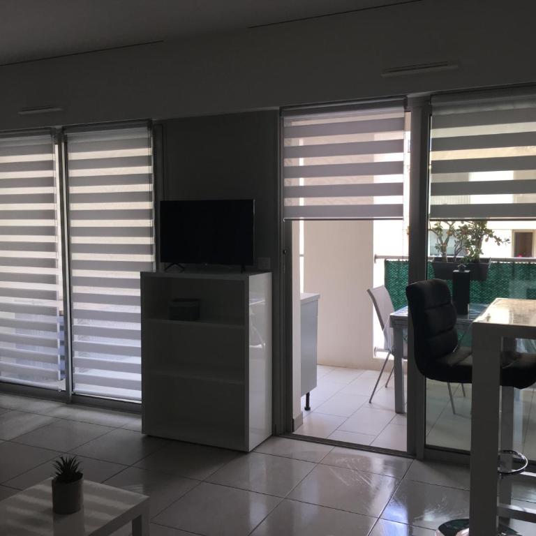 Studio les pieds dans l'eau Plage du Trottel - Appartement 1 Chambre - 8
