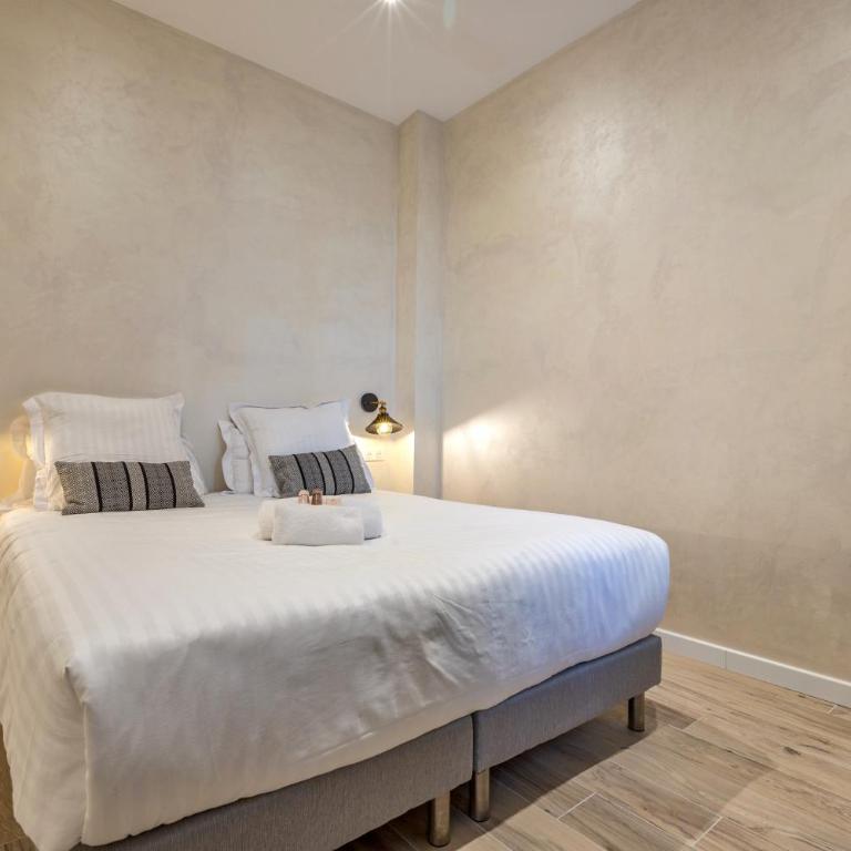 Résidence Montaigne - Luxurious - 350m Palais - LRA Cannes - FLAUBERT - Two-Bedroom Apartment with Terrace and inflatable jacuzzi - 9