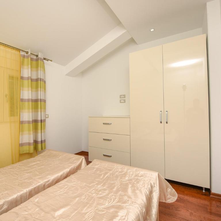 Sea Point Apart hotel Tivat - Three-Bedroom Apartment with Sea View - 36