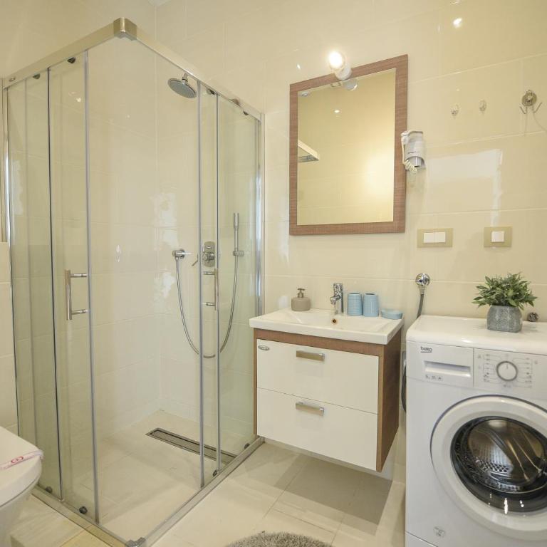 Sea Point Apart hotel Tivat - Two-Bedroom Apartment with Balcony and Sea View - 26
