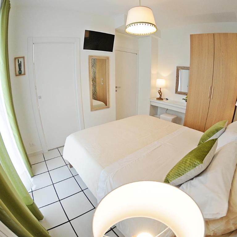 Thalìa Guest House Marzamemi - Double Room with Balcony - 9