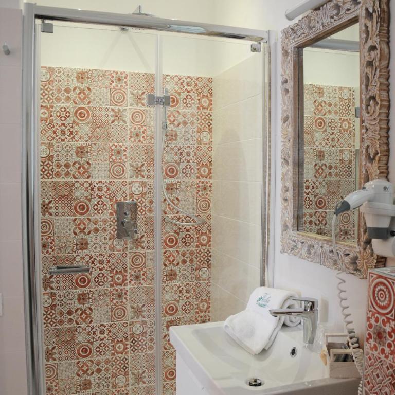 Thalìa Guest House Marzamemi - Double Room with Balcony - 10