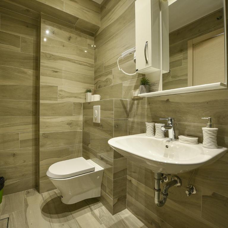 Sea Point Apart hotel Tivat - Studio with Balcony & Sea View - 2