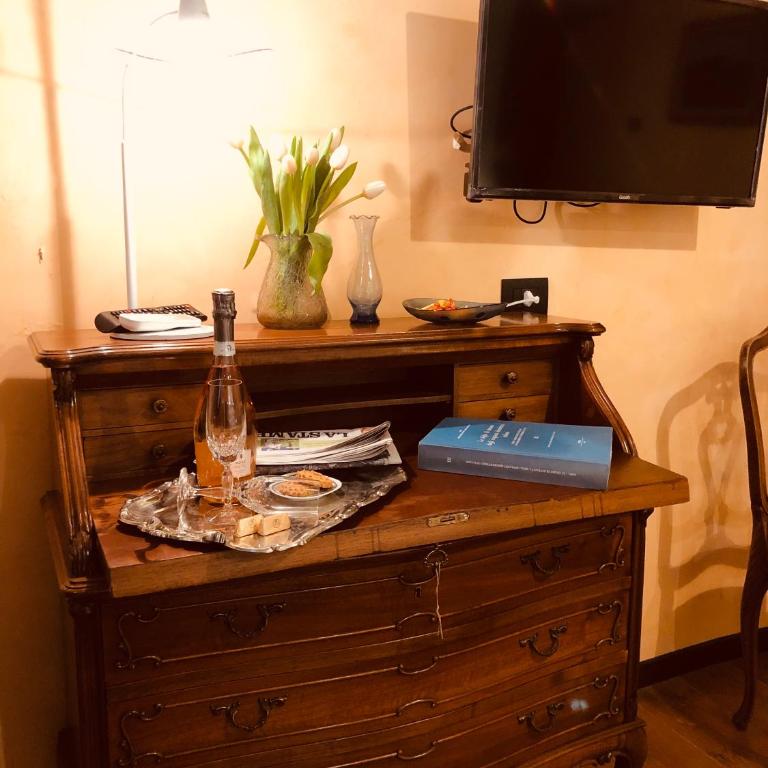 Un avventura al centro della storia di Torino - Two-Bedroom Apartment - 12