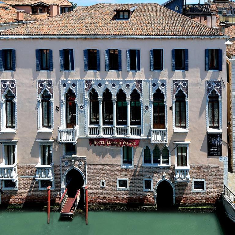 Hotel Liassidi Palace - Camera Matrimoniale con Vista Canale - Edificio Separato - 1