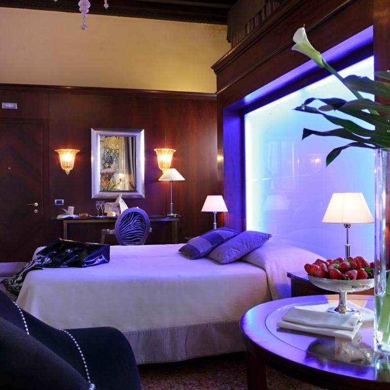Hotel Liassidi Palace - Suite King con Sauna e Vista Canale - 3