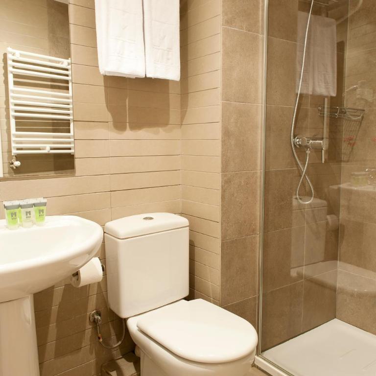 MH Apartments Liceo - Two-Bedroom Apartment - 7
