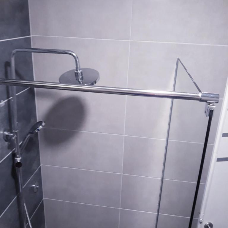 Studio - Stan na dan Nina - Pale Centar - One-Bedroom Apartment - 13