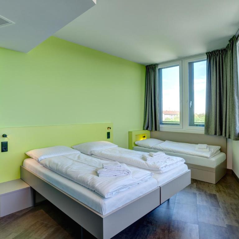 MEININGER Hotel München Olympiapark - Habitación Triple - 6