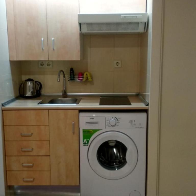 Estudio con balcon Plaza España - Apartment with Balcony - 12