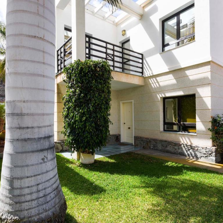 Sunshine Beach Villas - Villa - 17