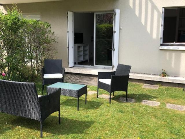 Joli 2P en Rez-de-jardin orienté SUD à 2 pas de la plage - Appartamento con 1 Camera da Letto - 1