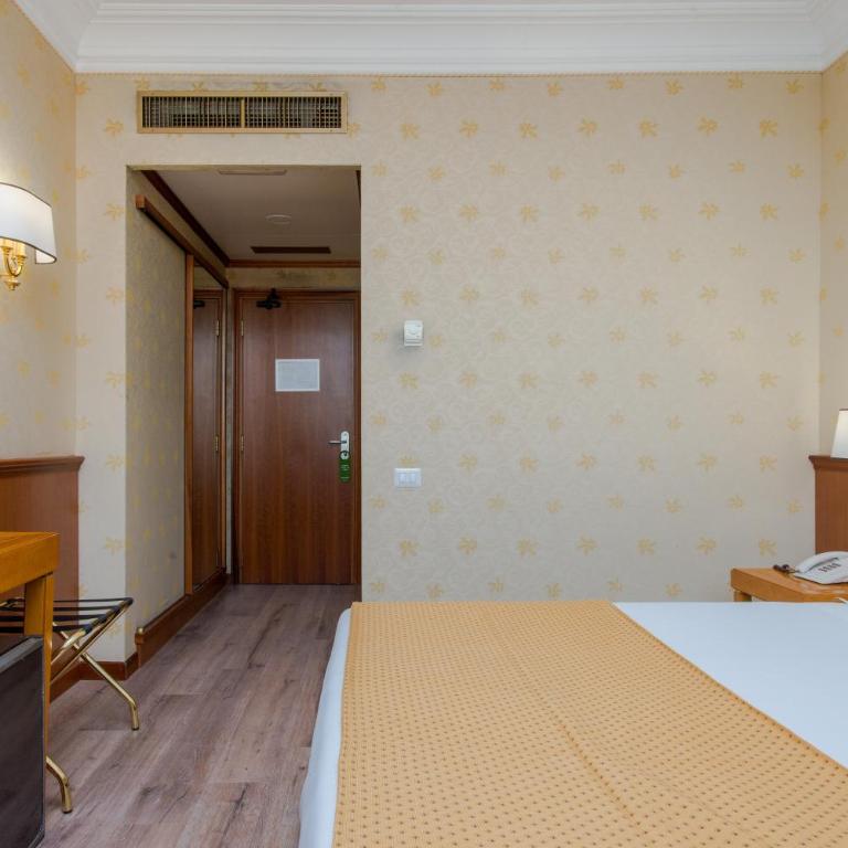 Hotel The Brand - Camera Standard Matrimoniale/Doppia con Letti Singoli - 2